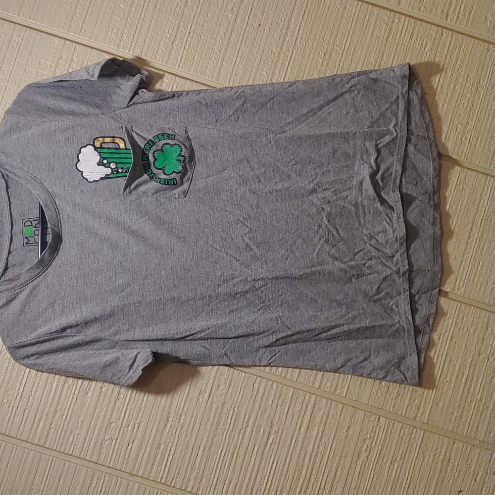 EUC Gray L Wish You were beer St.Patricks Short Sleeve T shirt